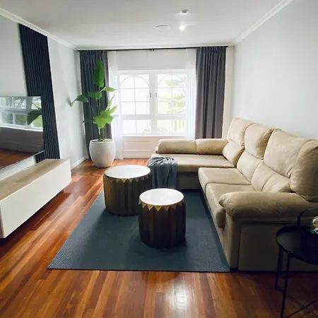 Piso Centrico 120m2 + Parking Propio Apartment
