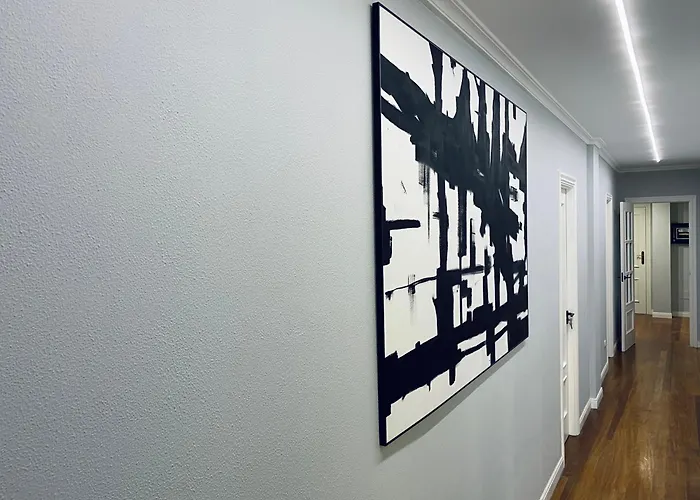 Piso Centrico 120m2 + Parking Propio O Grove