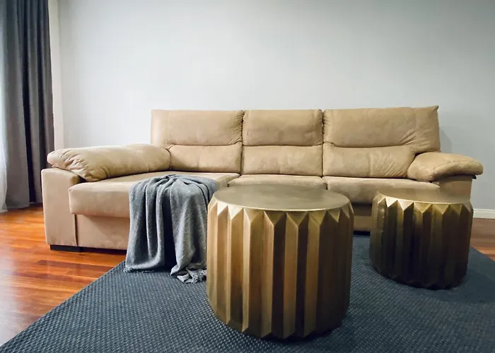 Piso Centrico 120m2 + Parking Propio * O Grove